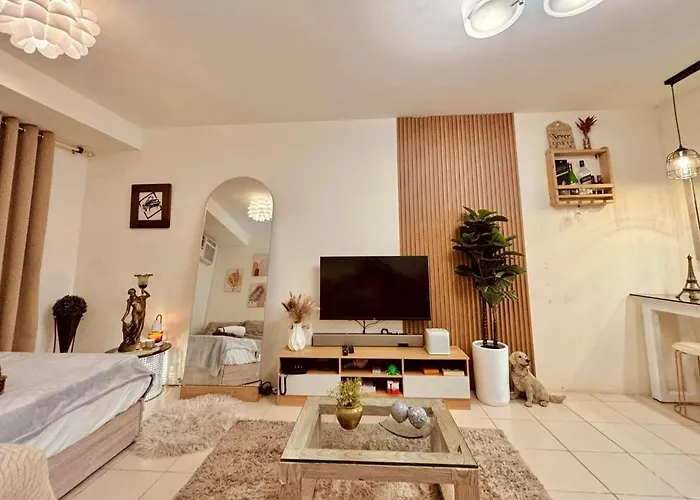 Apartment Urban Deca Homes Tondo Manila
